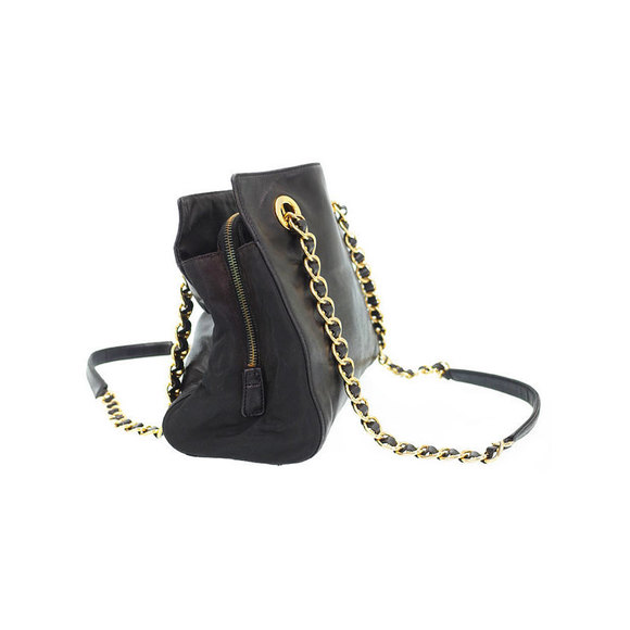 Prada Embossed Logo Chain Shoulder Bag Black - Picture 2 of 8